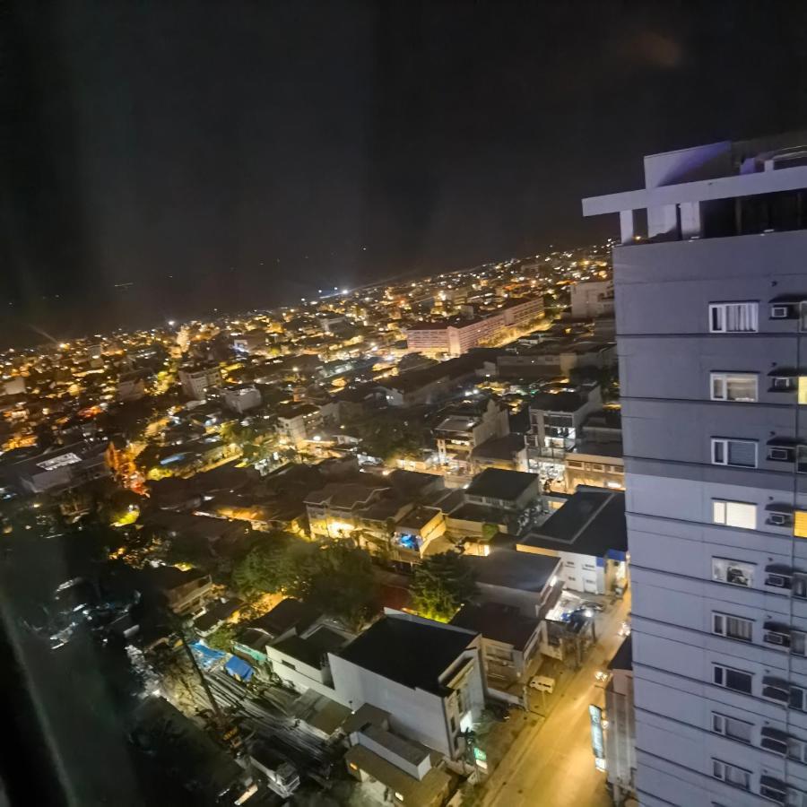 Avida Davao Condos, Downtown Cm Recto Avenue, Davao City Zewnętrze zdjęcie